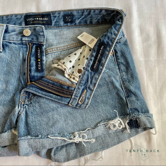 LUCKY BRAND The Boyfriend Distressed Denim Jean Shorts | 4 / 27 - Picture 6 of 10